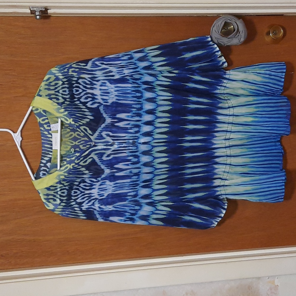 Women Chico's Blouse.  Sz.3